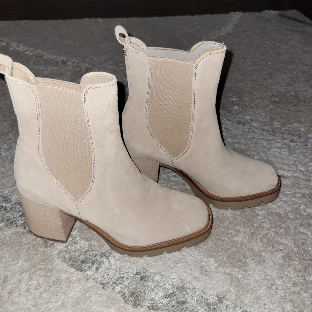 Sam EdelmanWomen's Natural Laguna Waterproof Chelsea Boot
